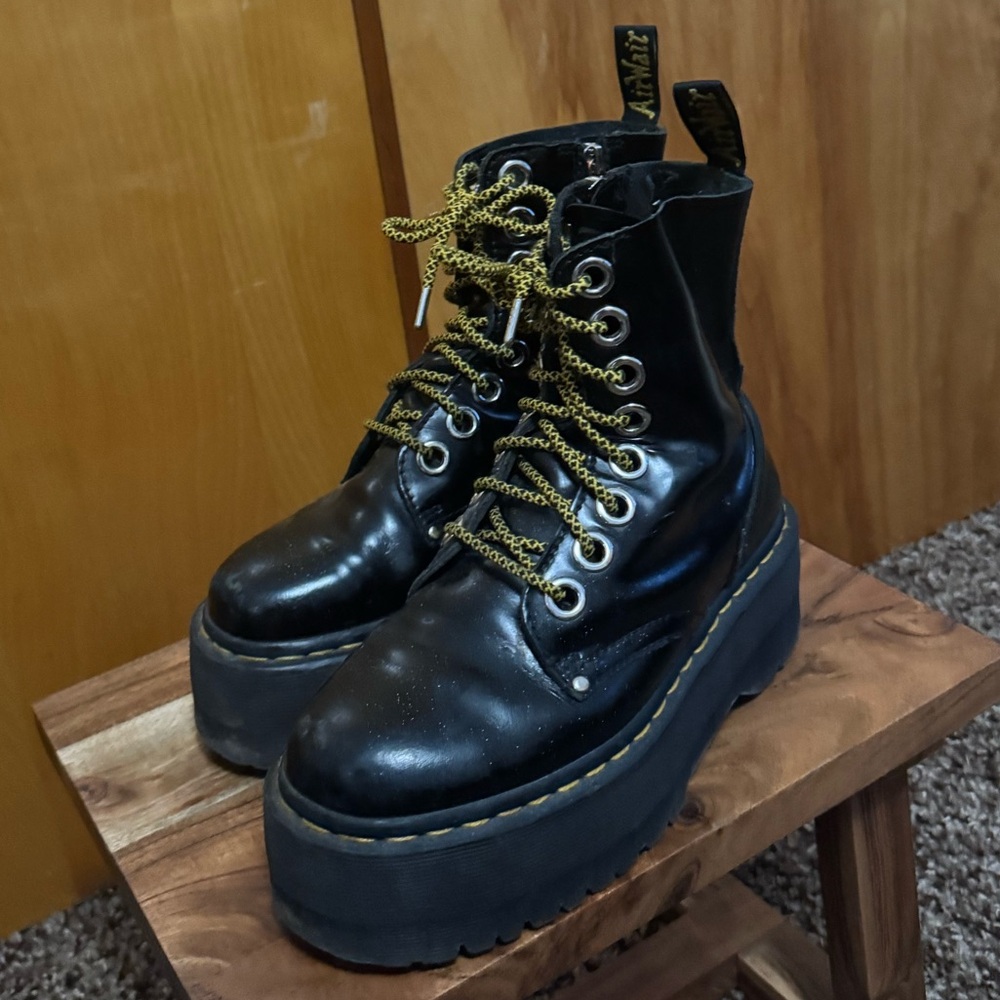 DR MARTEN JADON MAX PLATFORMS